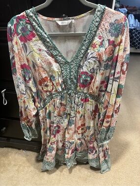 Kaktus Floral V-Neck Smocked Waist Top - Multi Floral